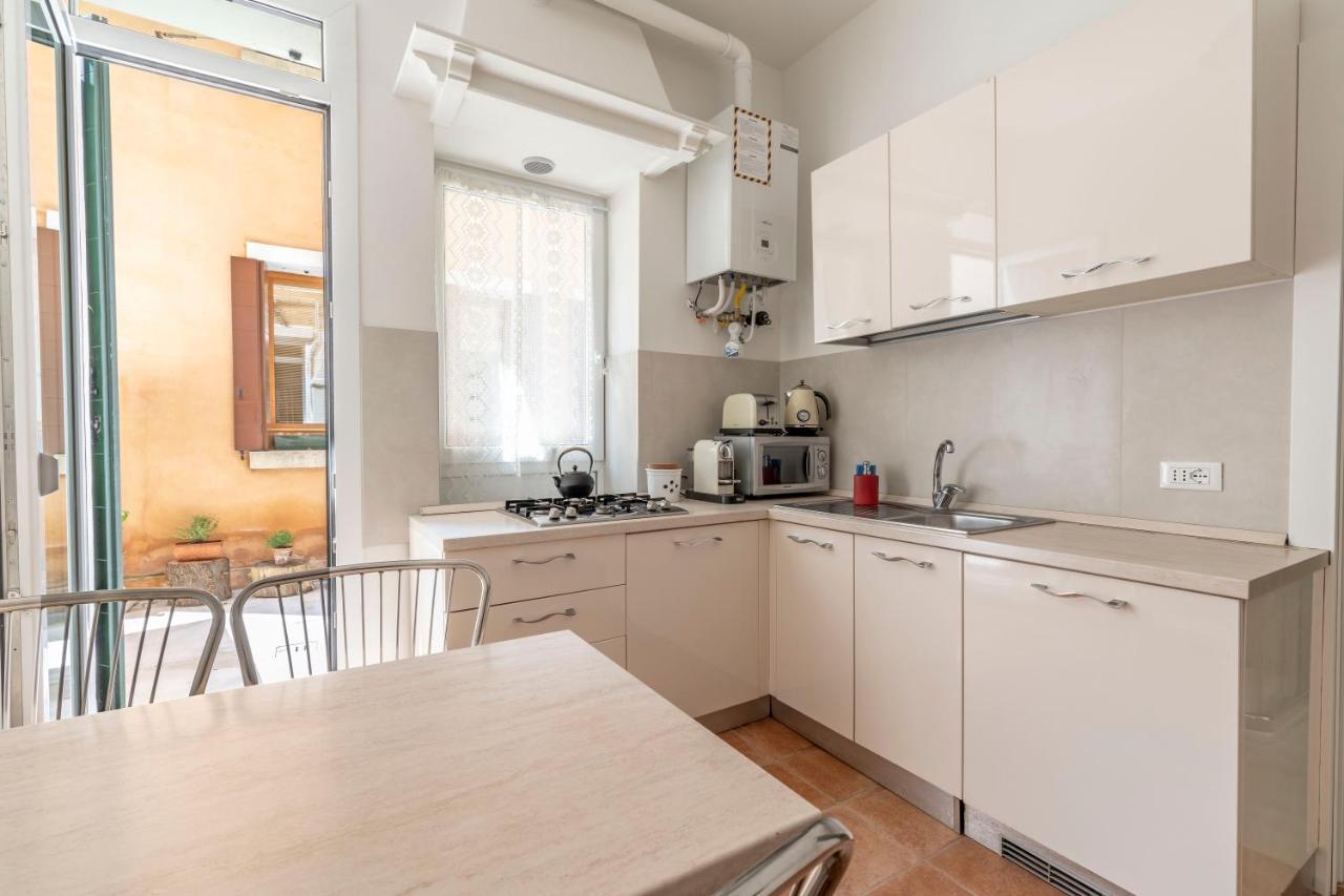 Queen House Venezia Apartamento